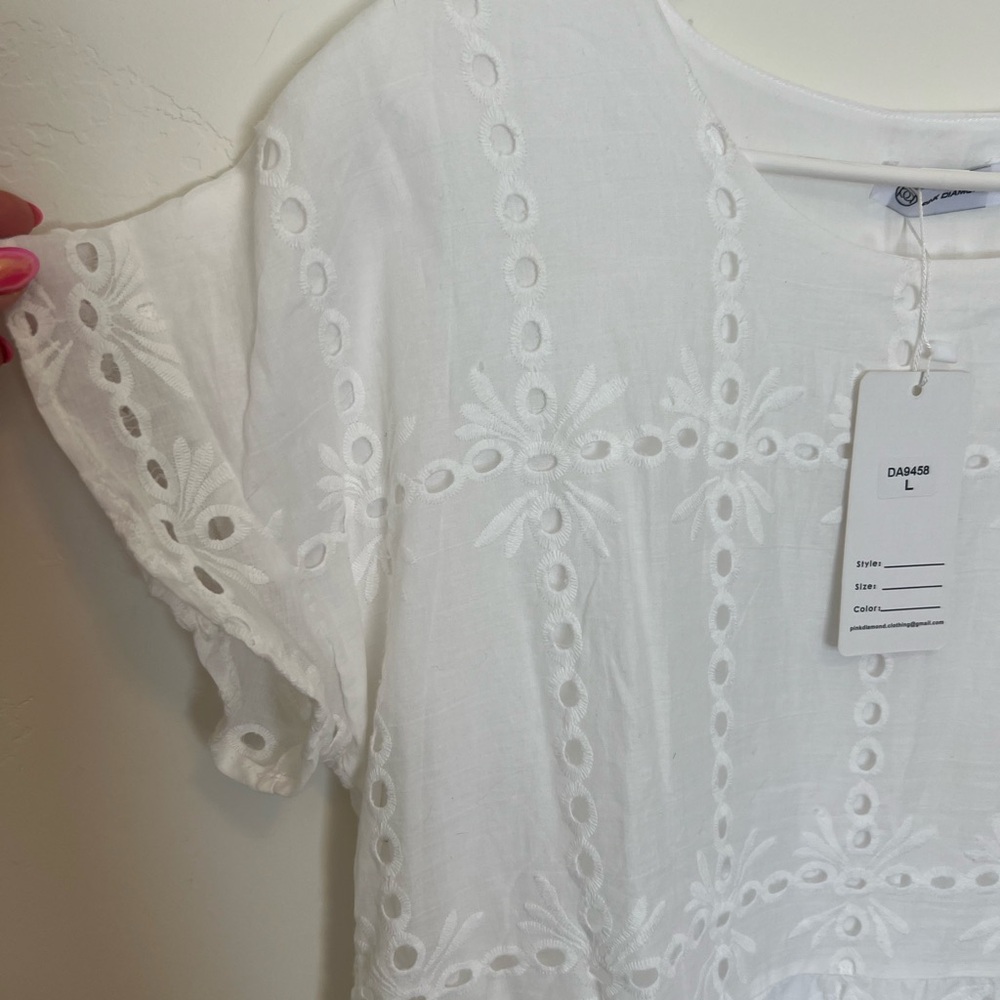 Lace dress w/ tags - Picture 4 of 7